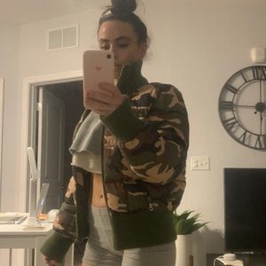 Tommy Hilfiger Camouflaged puffer